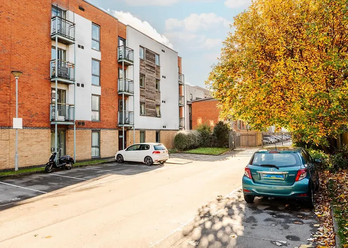 Beehive Salford Quays Immaculate 1-Bed Flat With Free-Parking
